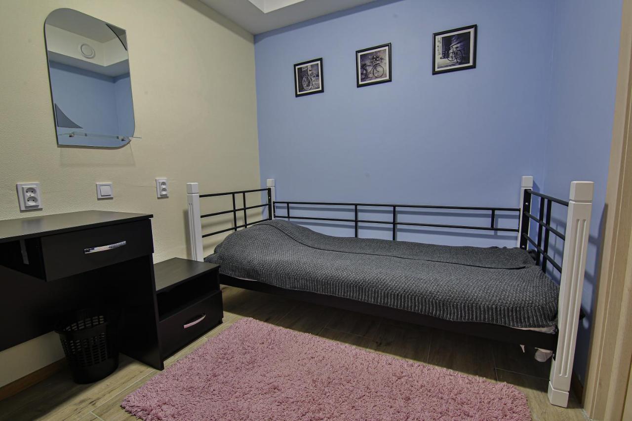 Battle Mile Hostel Черкассы Экстерьер фото