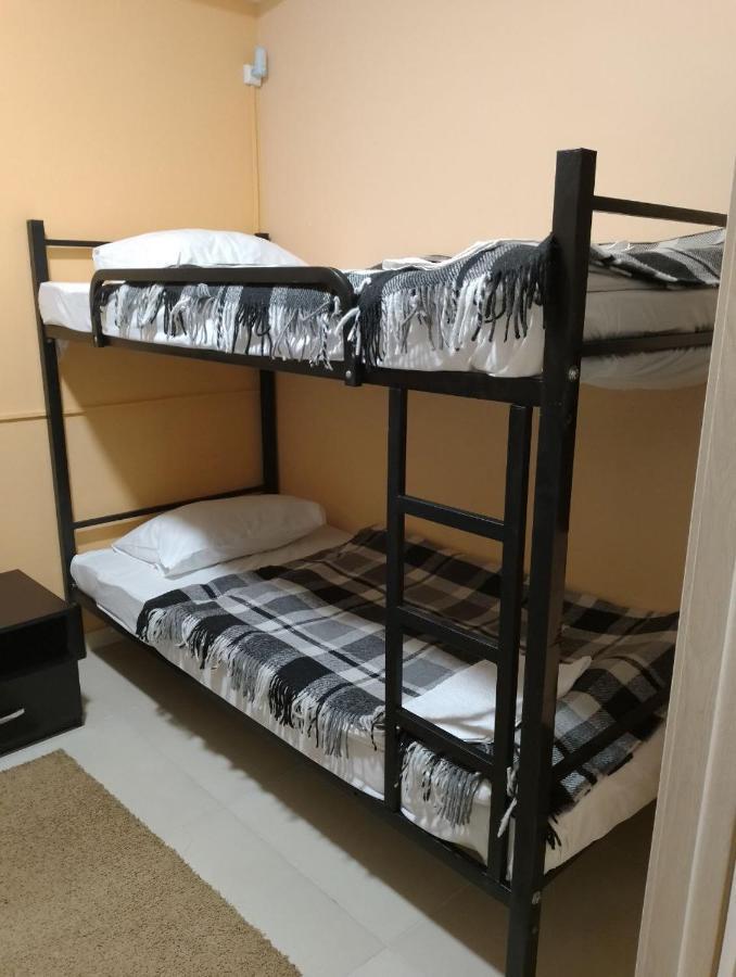 Battle Mile Hostel Черкассы Экстерьер фото